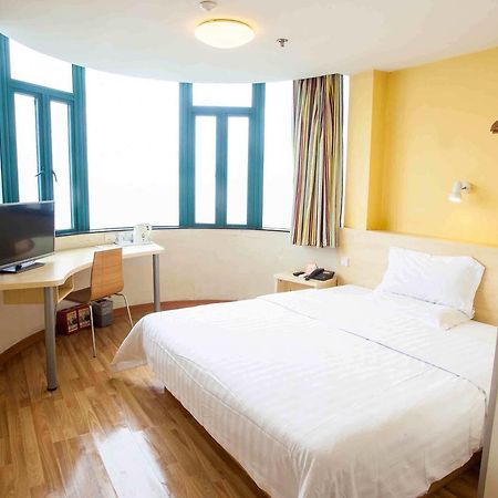 7Days Inn Zhongshan San Xiang Market Zhongshan (Guangdong) Room photo
