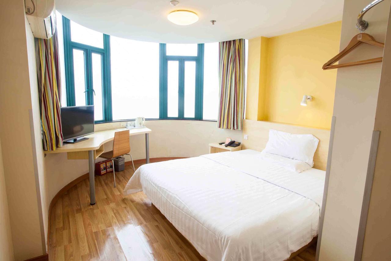 7Days Inn Zhongshan San Xiang Market Zhongshan (Guangdong) Room photo
