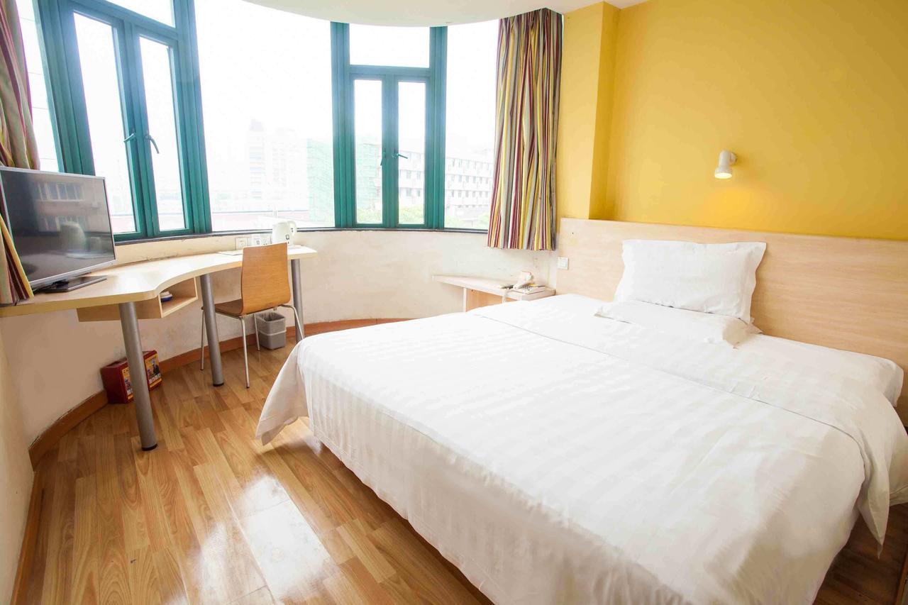 7Days Inn Zhongshan San Xiang Market Zhongshan (Guangdong) Room photo