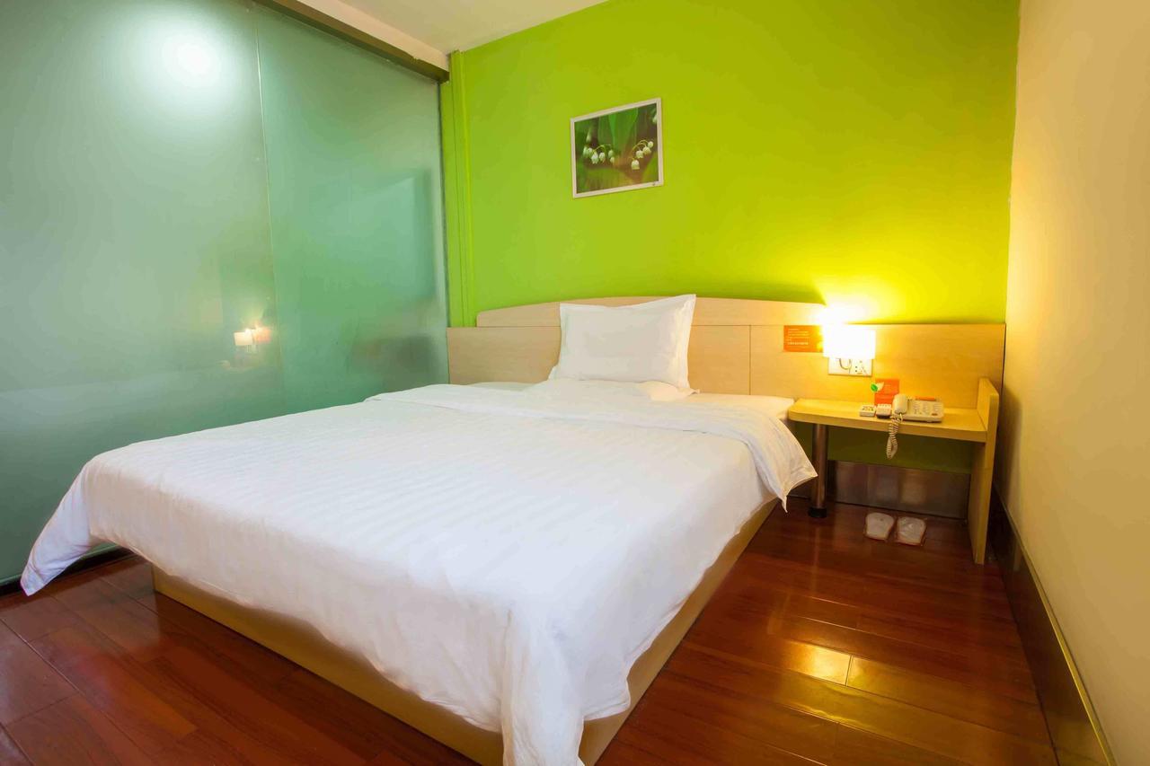 7Days Inn Zhongshan San Xiang Market Zhongshan (Guangdong) Room photo